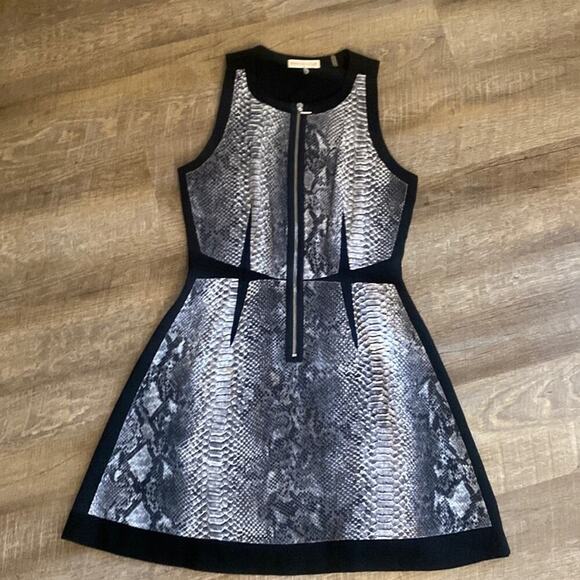 Rebecca Taylor Fall Dress Size 6. Flattering style! - Picture 2 of 8